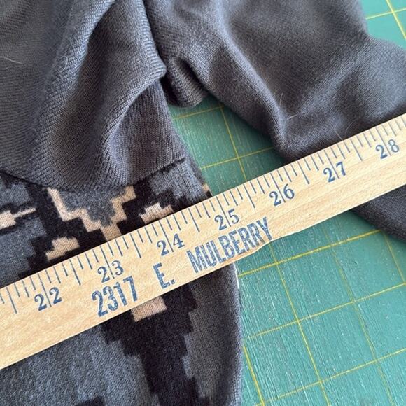 Ice Silk Women's Pullover Gray Aztec Sweater  Long Sleeves sz 3XL - Picture 5 of 6